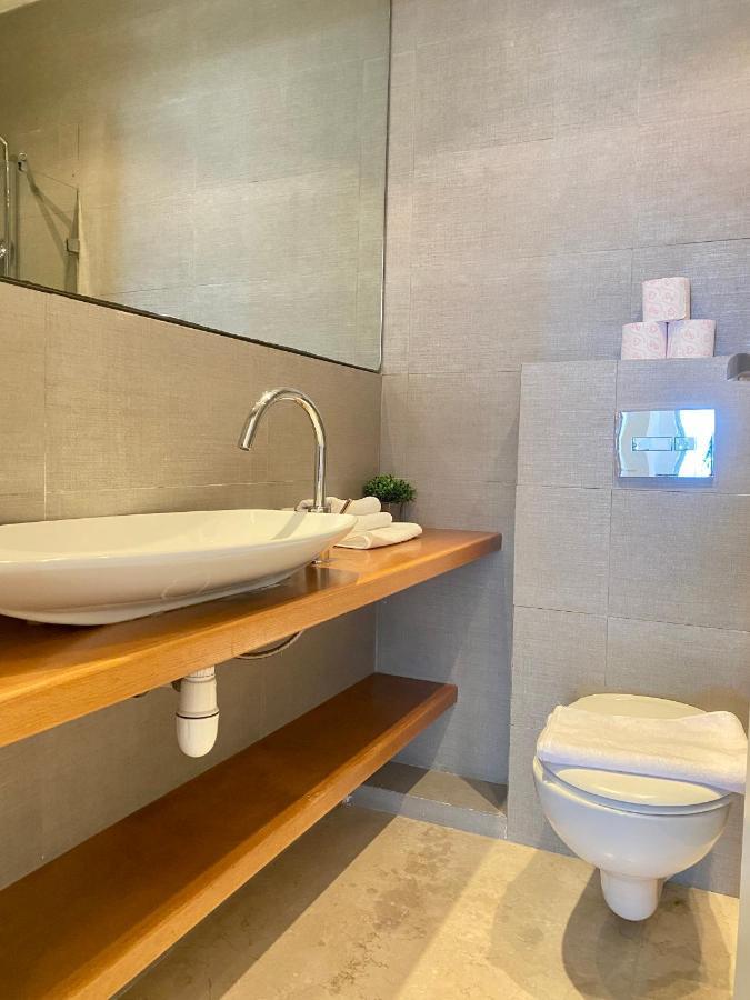 White Gordon Apartment Tel Aviv